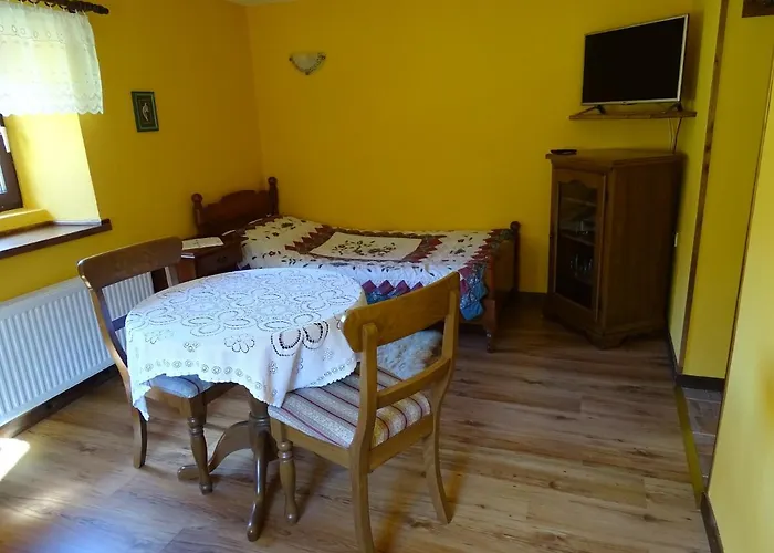 Apartmaji Pr-gujlu Sela Nad Podmelcem 5220 Tolmin Podmelec
