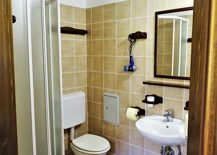 Apartmaji Pr-gujlu Sela Nad Podmelcem 5220 Tolmin Apartamento