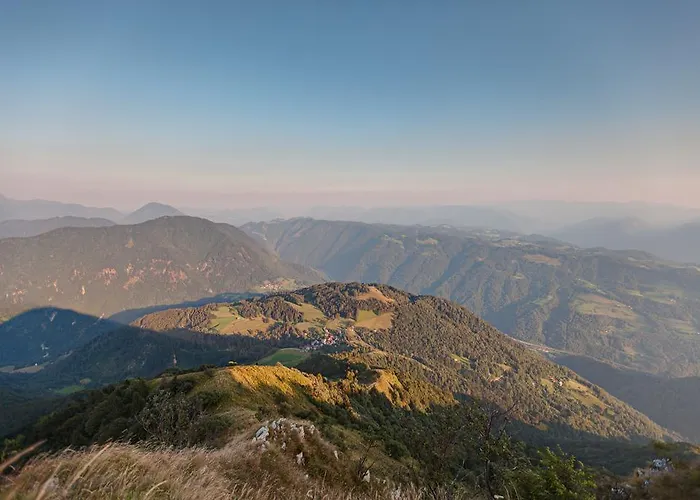 Apartmaji Pr-gujlu Sela Nad Podmelcem 5220 Tolmin Lägenhet