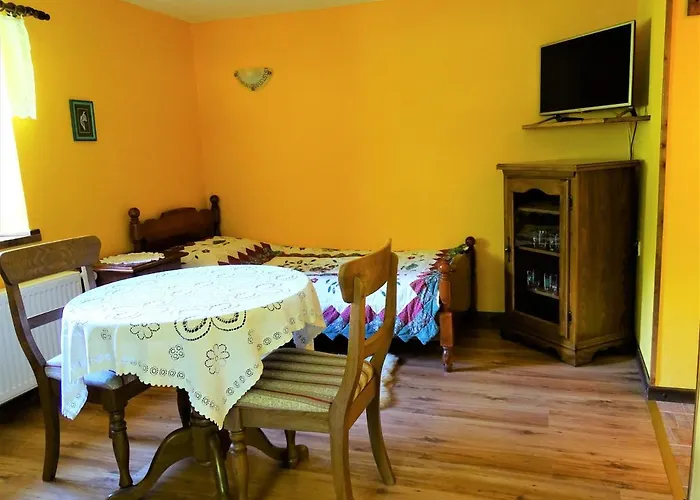 Apartmaji Pr-gujlu Sela Nad Podmelcem 5220 Tolmin Lägenhet *
